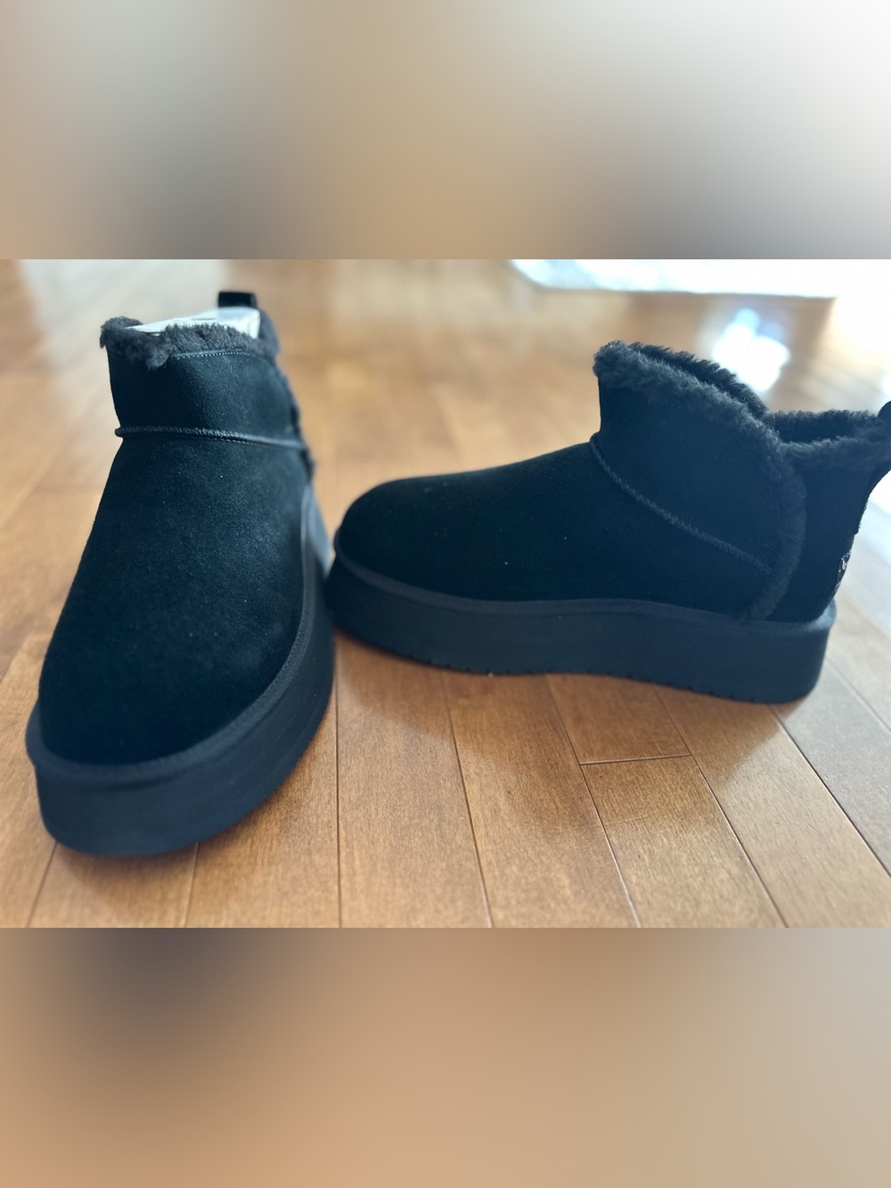 NWT Koolaburra by Ugg Black Suede Plush-Lined Slip-On Ankle Boots Size 9